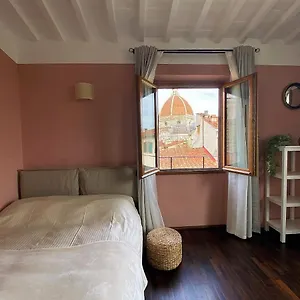https://romantico-nido-nel-cuore-di-firenze.it-tuscanyhotel.com